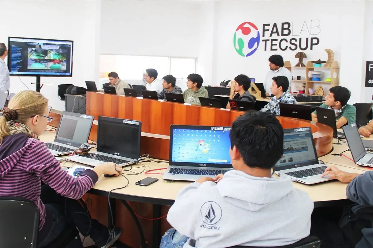 Fab Lab Tecsup – Arequipa