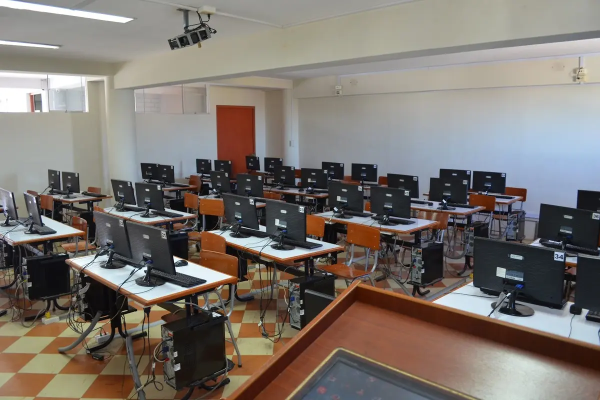 UNITEK – Instituto de Educación Superior (Arequipa)
